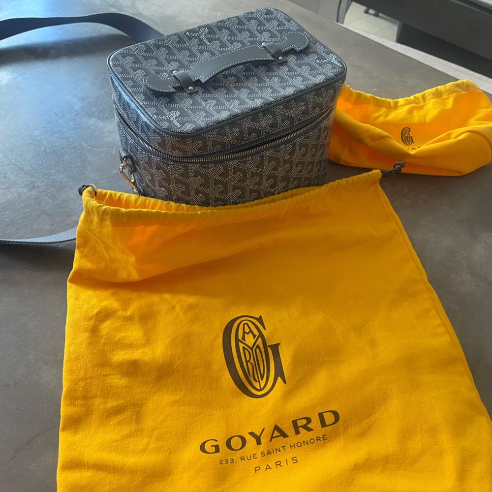 Goyard grey travel vanity case brand new